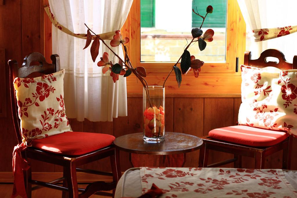 Hostal Escartin Sabiñánigo Exteriör bild