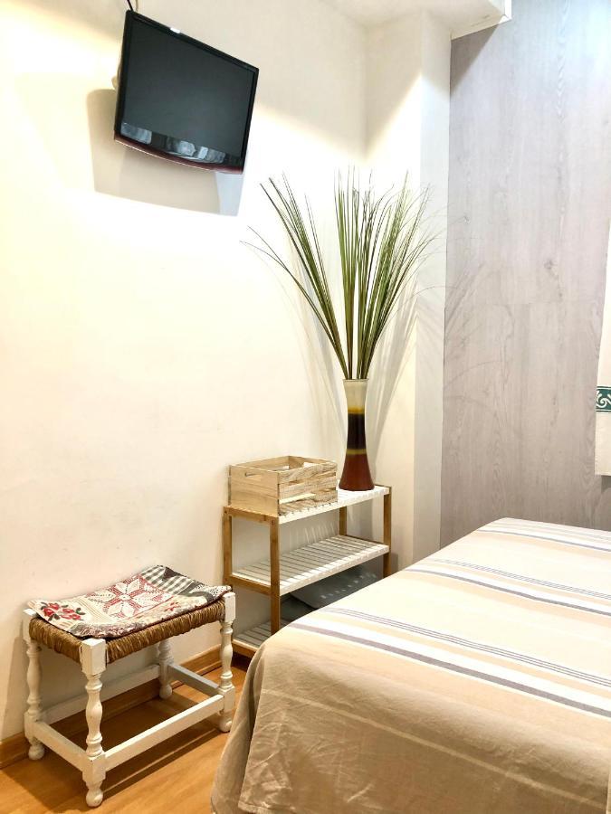 Hostal Escartin Sabiñánigo Exteriör bild