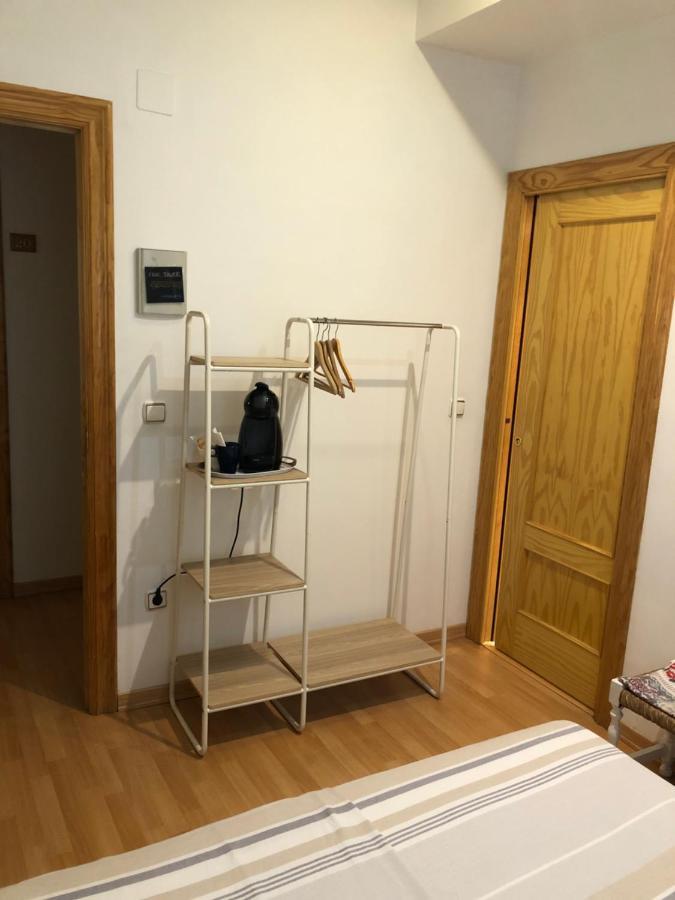 Hostal Escartin Sabiñánigo Exteriör bild